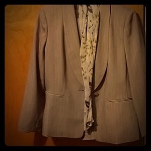 Women's suit